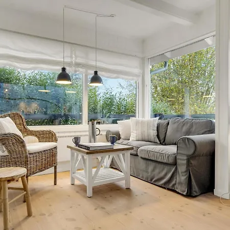 Gorgeous In With Wifi *